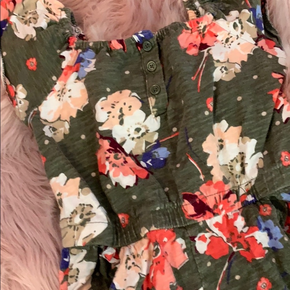 Romper - Picture 2 of 2